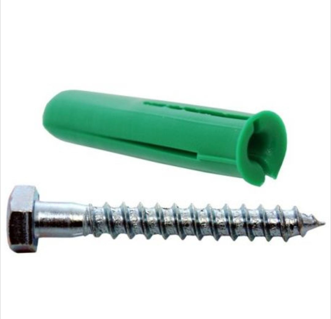 screws green plug